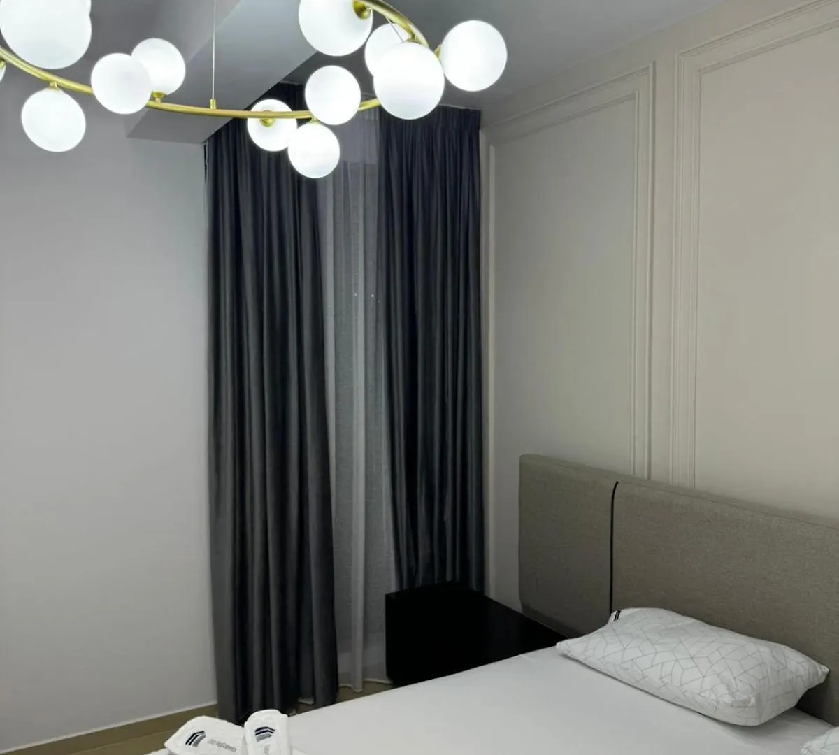 Cozyapartments Tirana 0*,  Albania